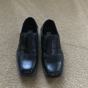 Boys dress shoes